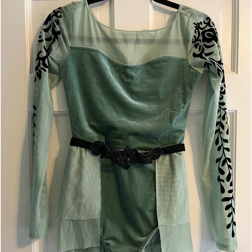 Weissman costume medium adult. Only worn once for recital!